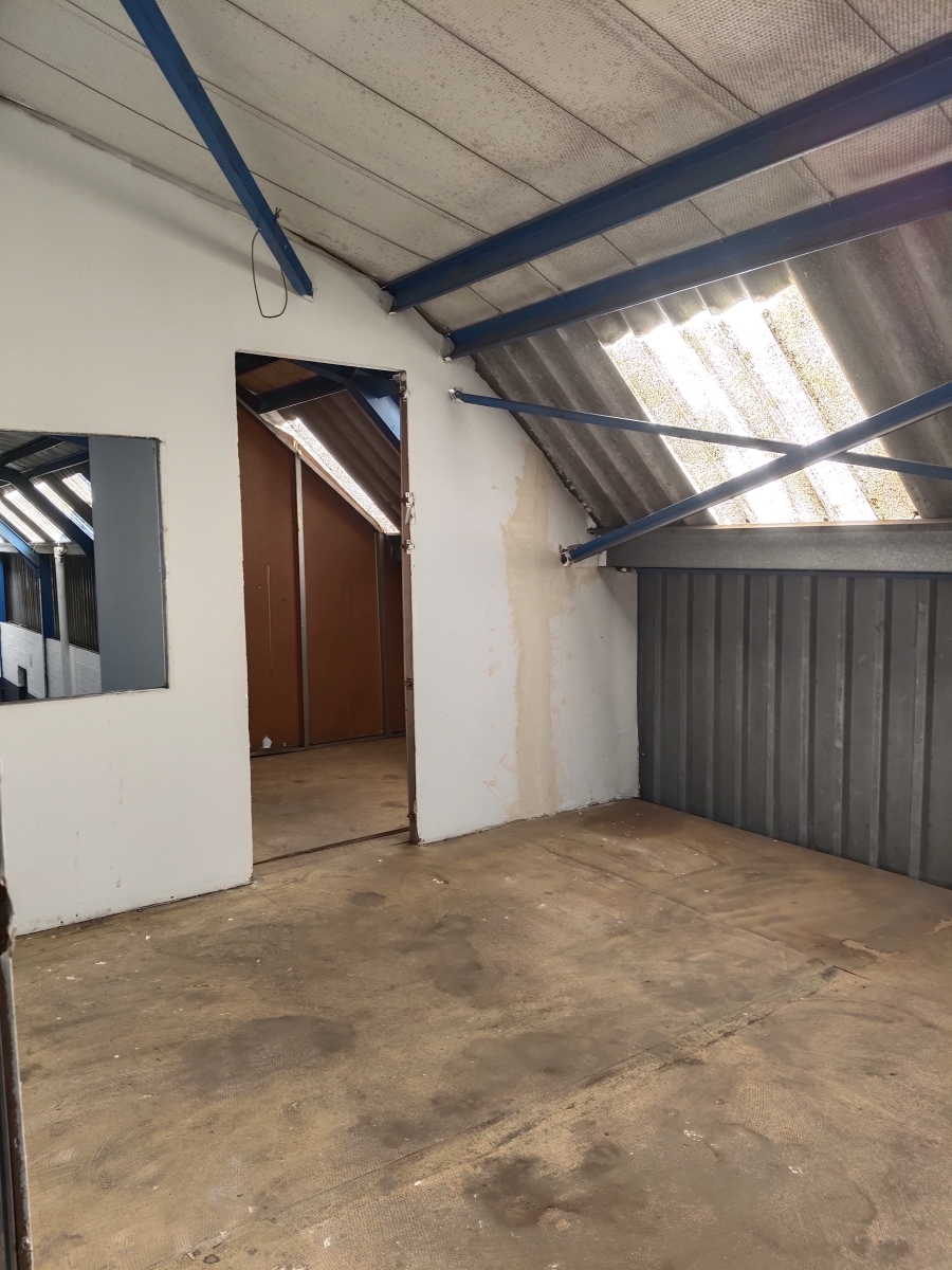 To Let Commercial Property for Rent in Okavango Park Western Cape